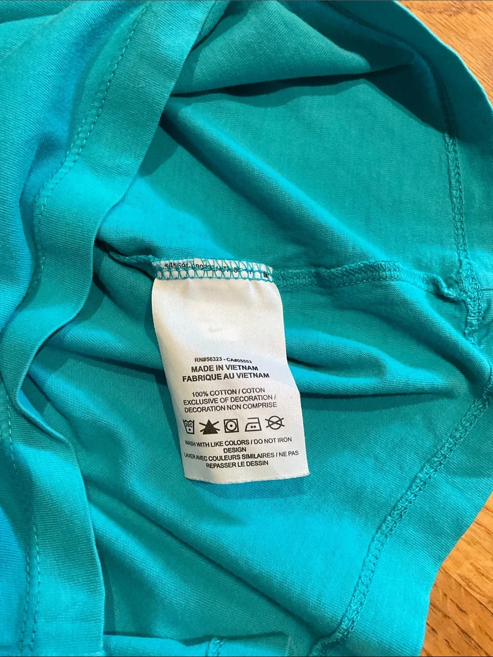 NIKE - TEE -  100% Cotton Teal - Boy’s Size M -- Short Sleeve